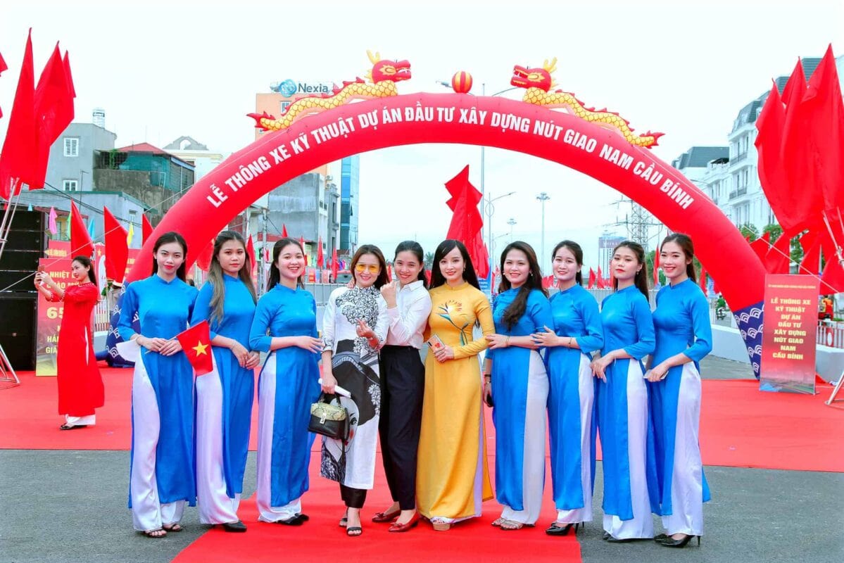 tổ chức sự kiện khánh thành